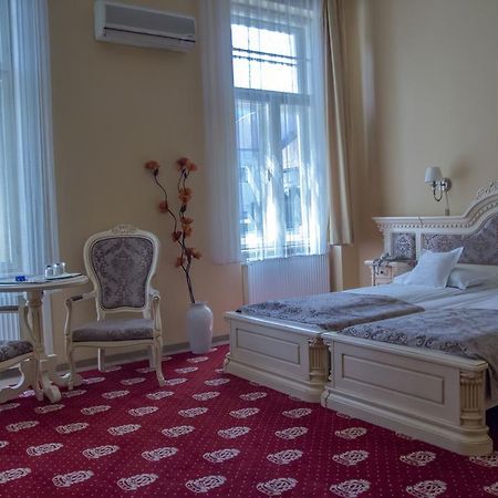 Hotel Astoria Máréfalva Kültér fotó