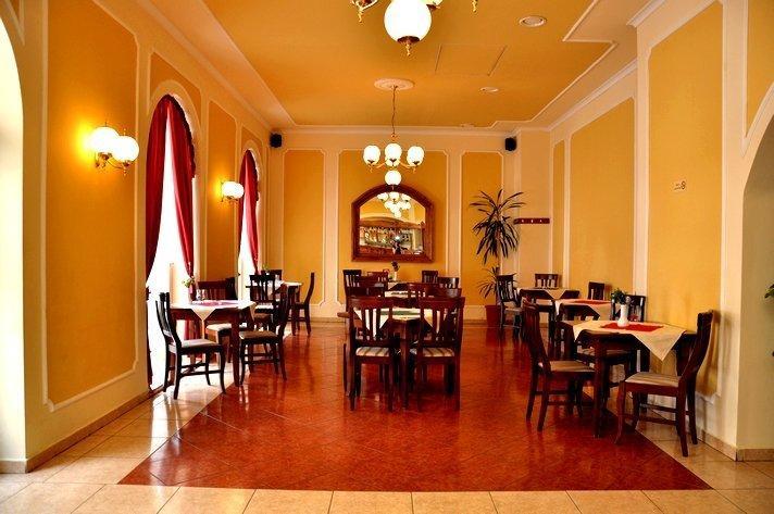 Hotel Astoria Máréfalva Kültér fotó