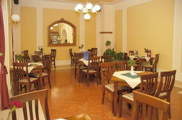 Hotel Astoria Máréfalva Kültér fotó