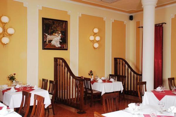Hotel Astoria Máréfalva Kültér fotó