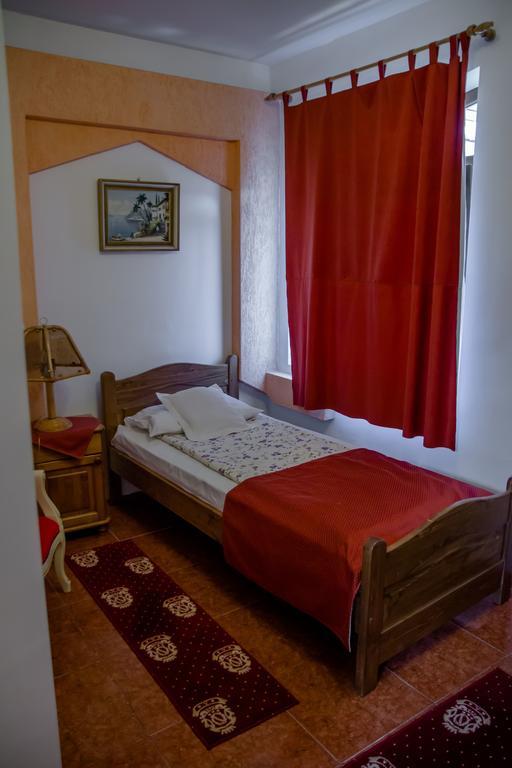 Hotel Astoria Máréfalva Kültér fotó